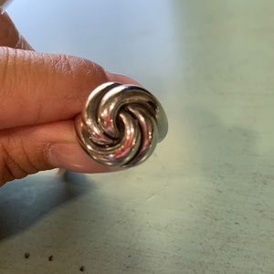 Retired James Avery Ring *RARE*